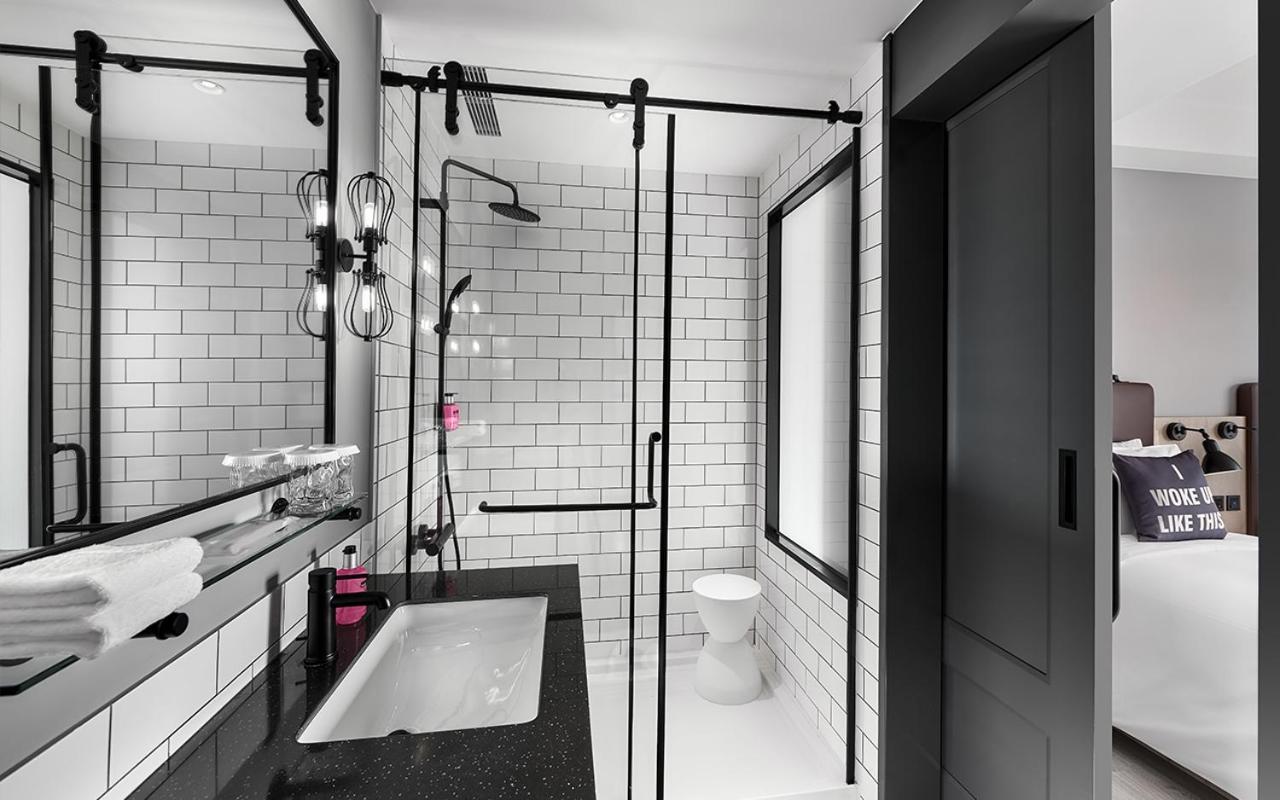 Moxy Taichung Hotell Eksteriør bilde